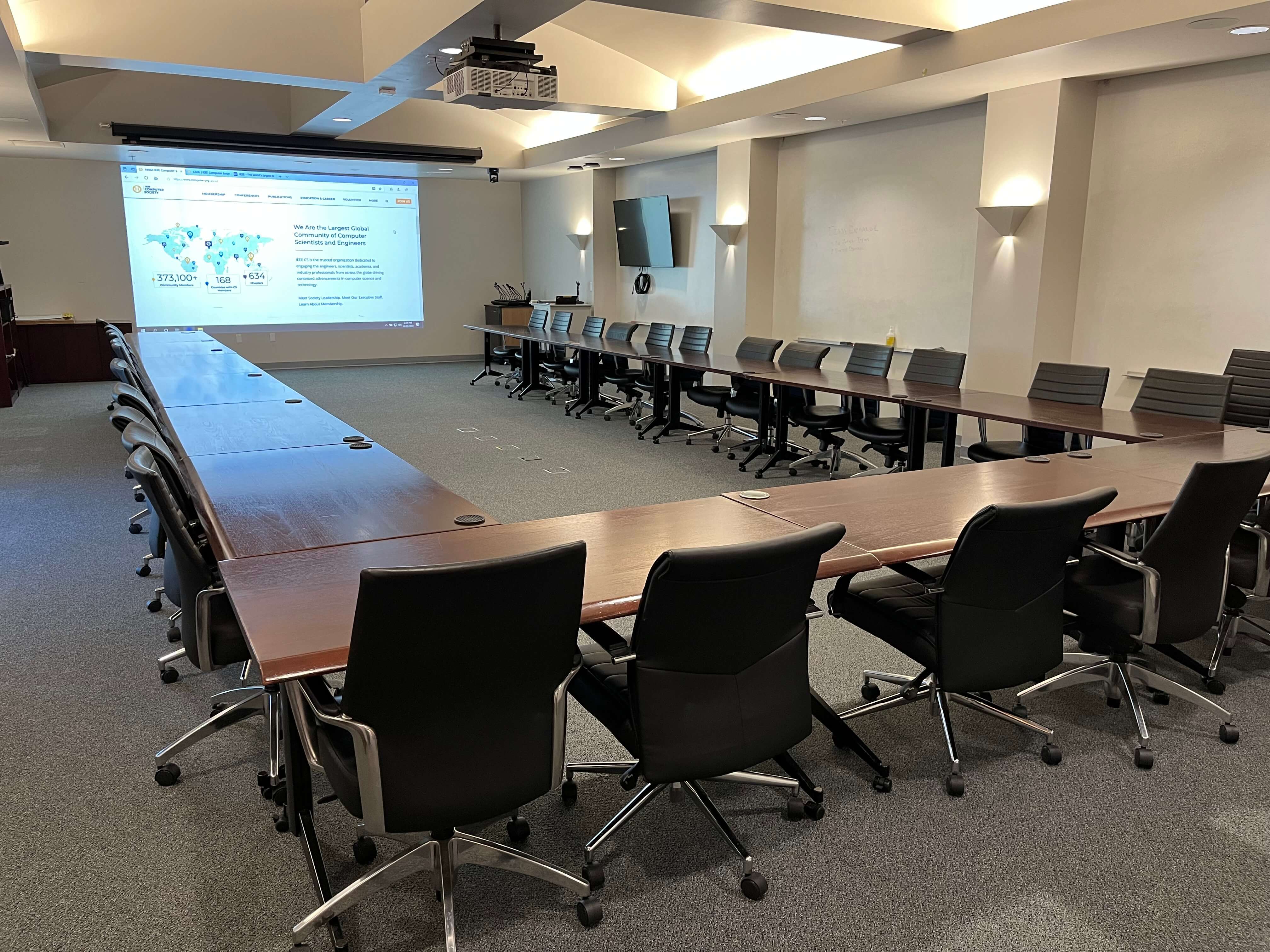 Updating Hybrid Meeting Spaces with an AV Installation Company